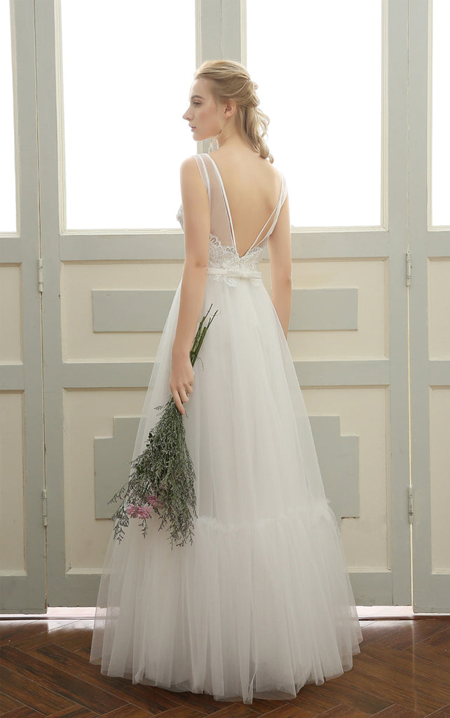 Long Wedding Dress, Tulle Wedding Dress, A-Line Bridal Dress, Applique Wedding Dress, Beach Wedding Dress, Sleeveless Wedding Dress, V-Back Wedding Dress, LB0434