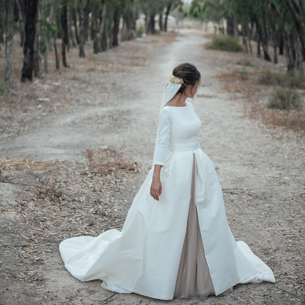 Long Sleeve Wedding Dress with Detachable Satin Skirt, Tulle A-Line Wedding Dress, KX1126